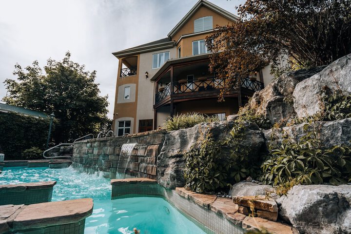 Pool 10 of 76