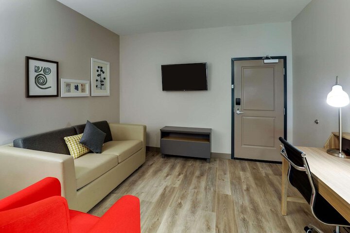 Room 28 of 52