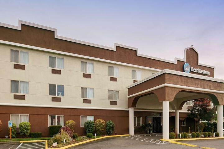 Hotel 2 of 35