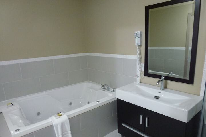Room 44 of 58