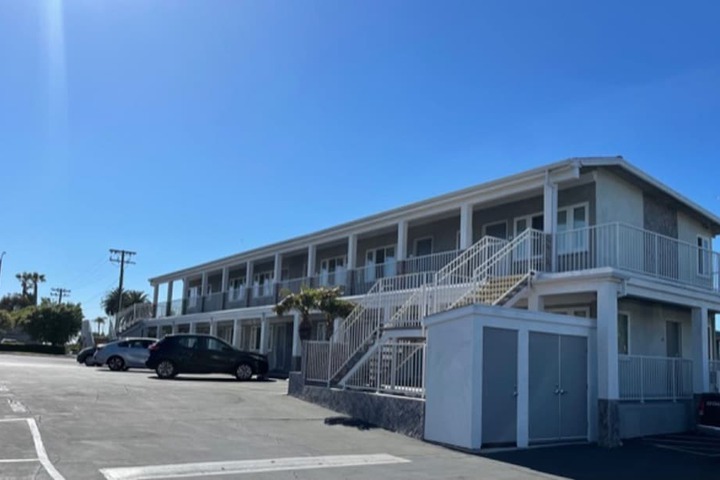 Hi View Inn & Suites