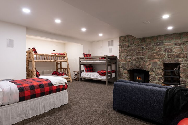 Room 28 of 116