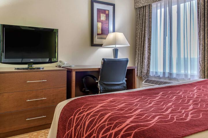Room 16 of 36