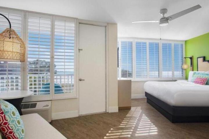 Bellwether Beach Resort