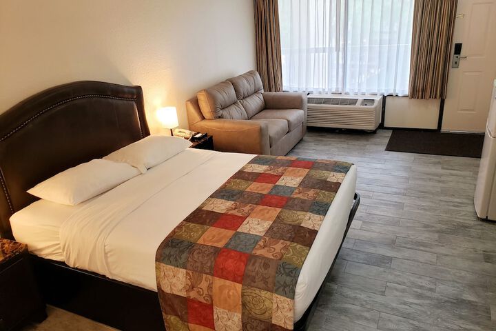 Room 60 of 62