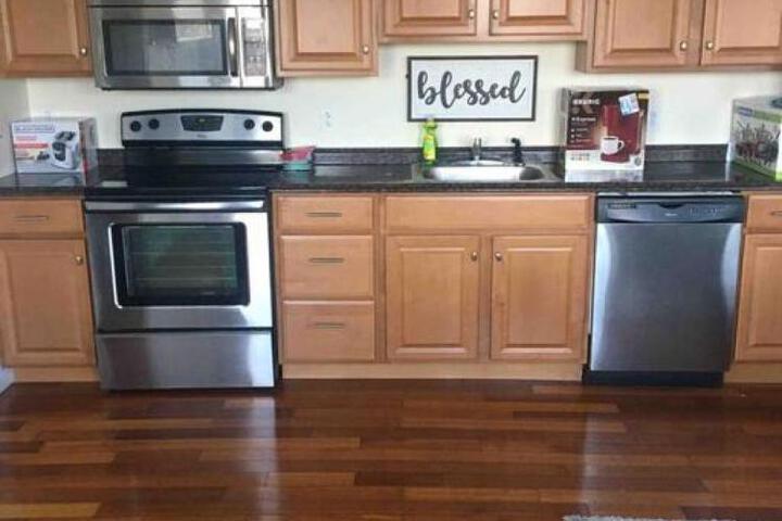 Lovely one bedroom with free parking