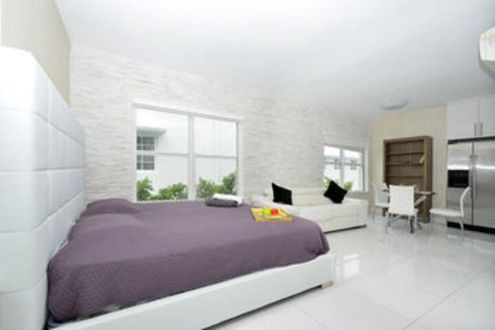 Lincoln Road Apartments