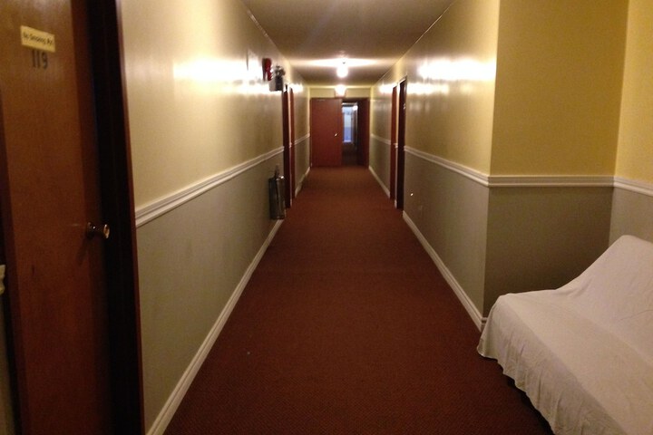 Ballroom/Hall 42 of 45