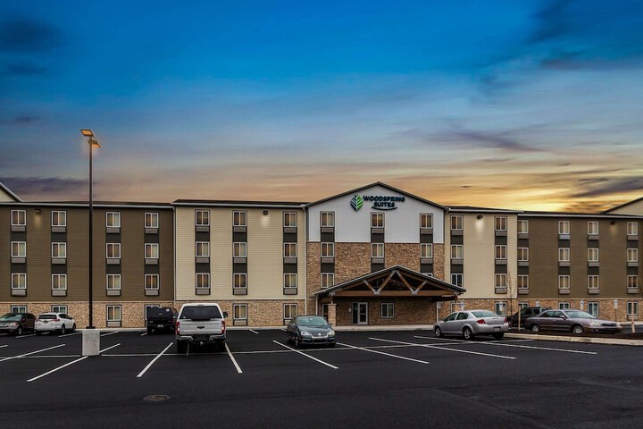 Hotel 2 of 53