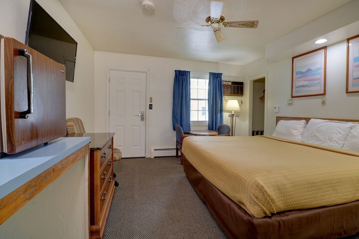 Room 42 of 58