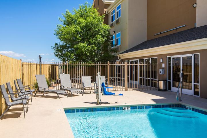 Pool 8 of 54