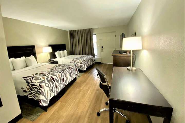 Room 8 of 15