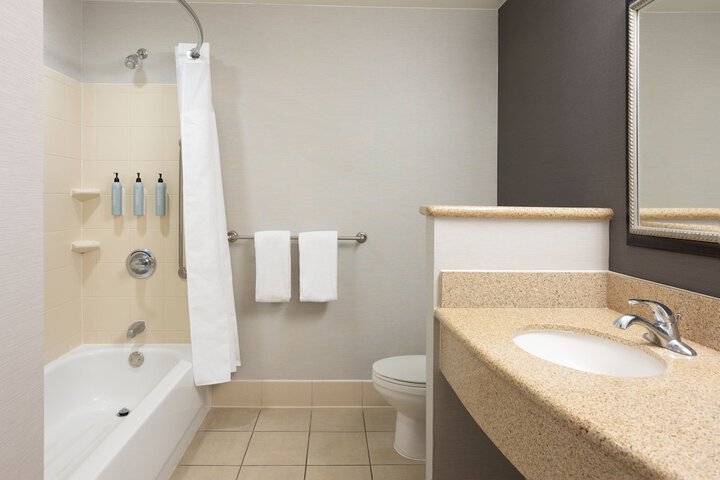 Courtyard by Marriott Ontario Rancho Cucamonga