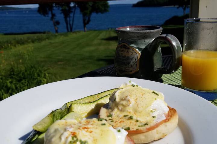 Breakfast/Coffee Service 52 of 60