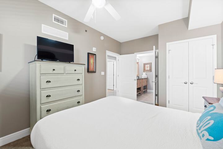 Room 205 of 284