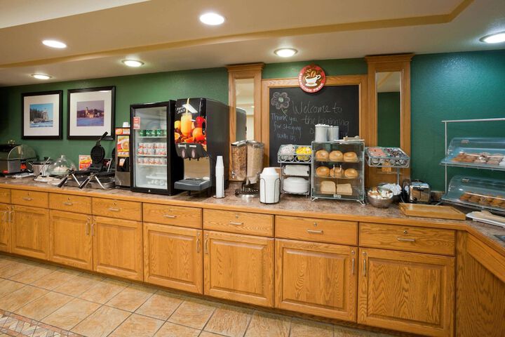 Breakfast/Coffee Service 20 of 20