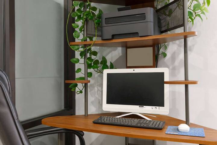 Business Center 54 of 57