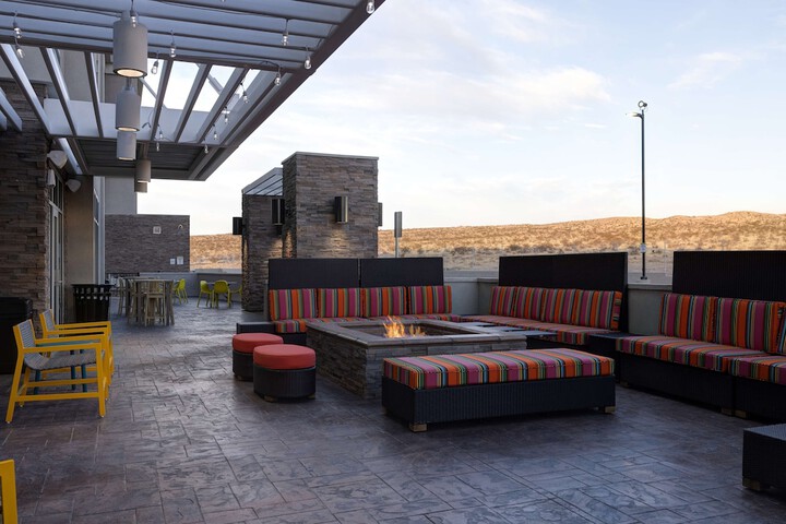 Terrace/Patio 36 of 38