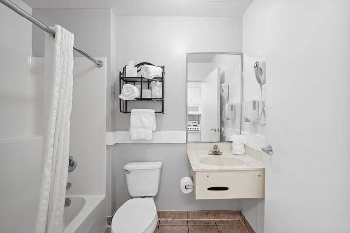 Room 20 of 34