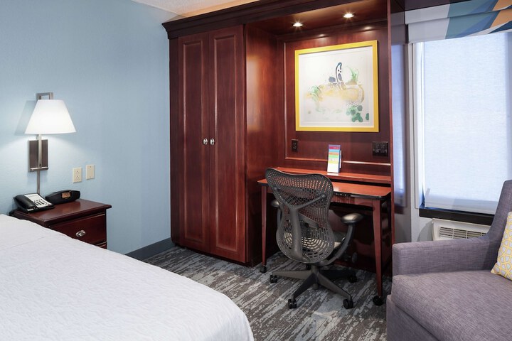 Room 18 of 38