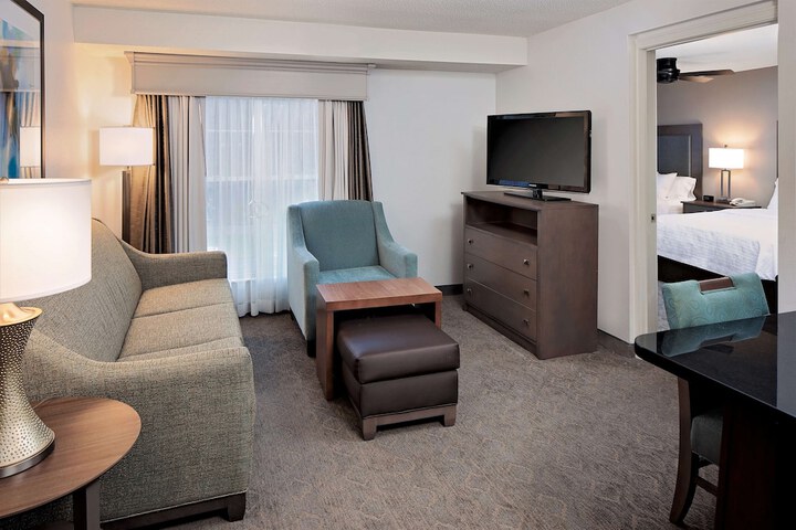 Room 17 of 30