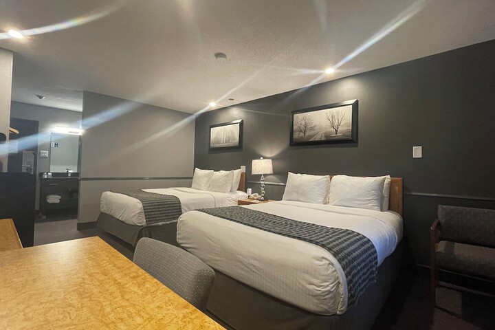 Travelodge by Wyndham Brandon