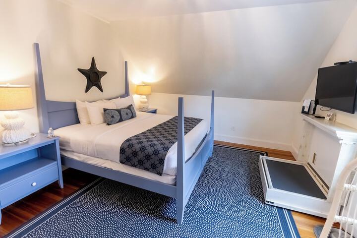 Room 34 of 69