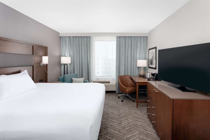 DoubleTree by Hilton Charleston Mount Pleasant