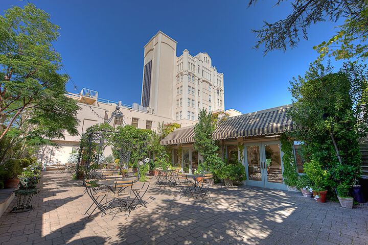 Hotel Exterior 69 of 70