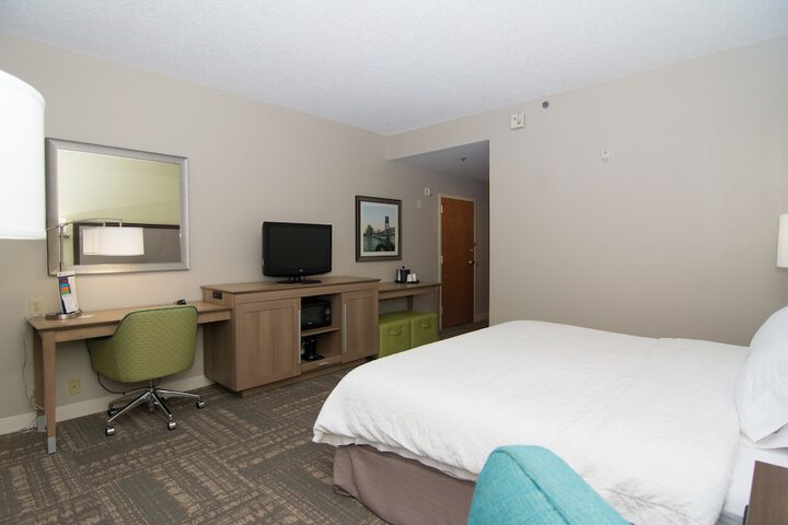 Room 7 of 17