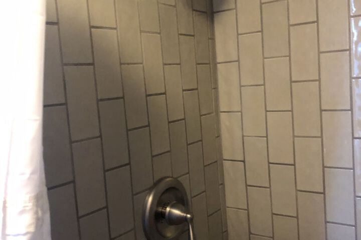 Room 32 of 45
