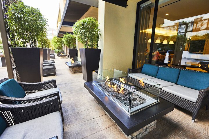 Terrace/Patio 71 of 72