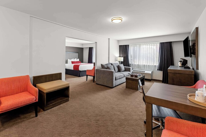 Room 20 of 38