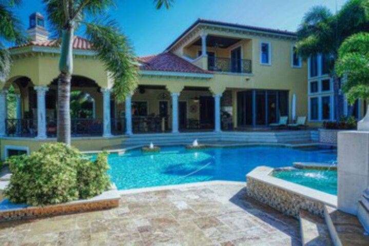 Tierra Verde St. Petersburg Waterfront Estate by Techtravel