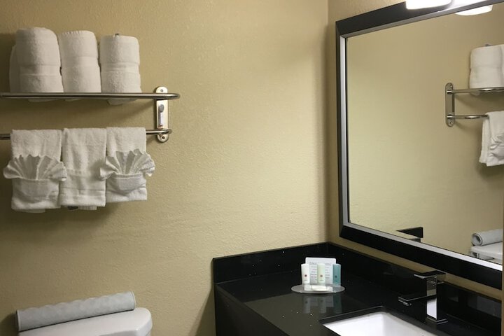 Room 21 of 51