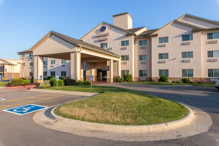 Hotel 2 of 48