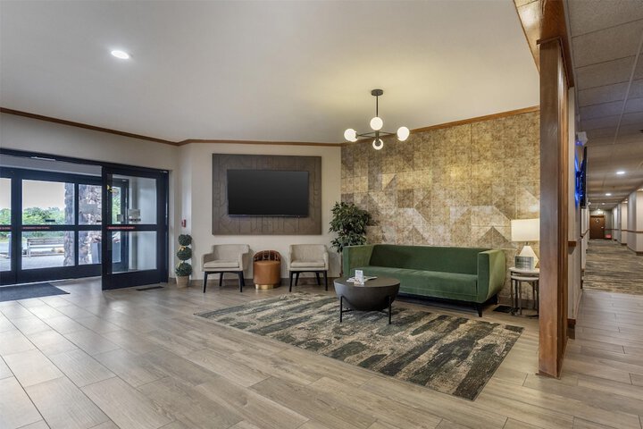 Best Western Fremont / Angola I-80/90 Toll Road