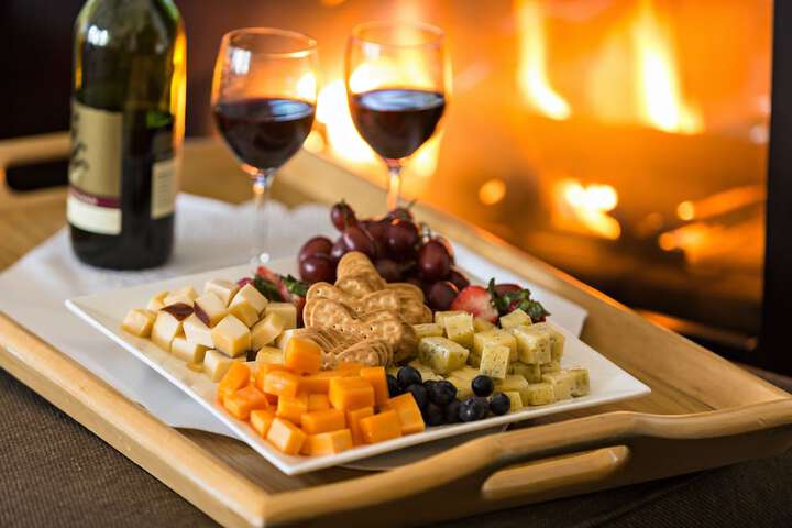 Crowne Pointe Historic Inn & Spa - Adults Only
