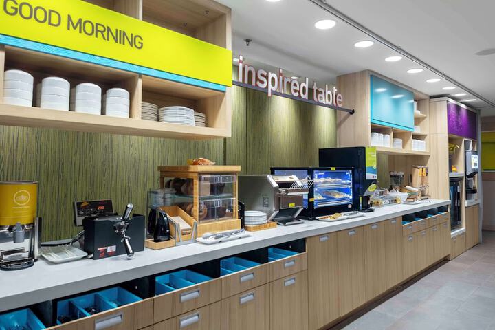 Breakfast/Coffee Service 19 of 23