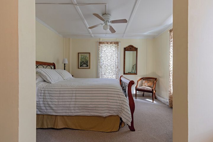 The Woodbine Inn