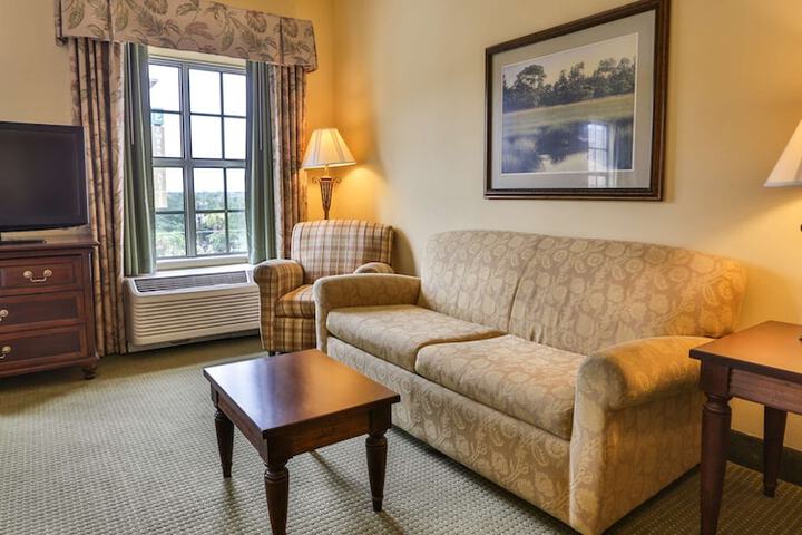 Room 40 of 72