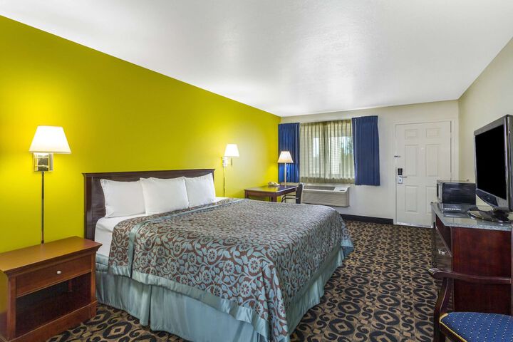 Room 18 of 20