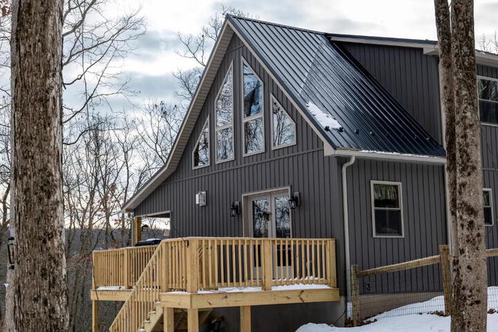 NEW!! House Near Raystown Lake in Peaceful Wooded Area