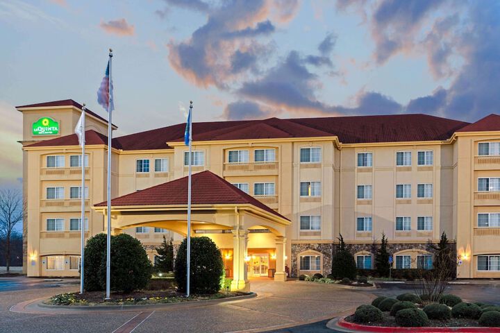 Hotel 2 of 23