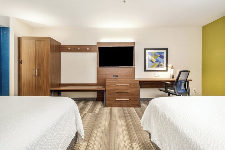 Room 192 of 348