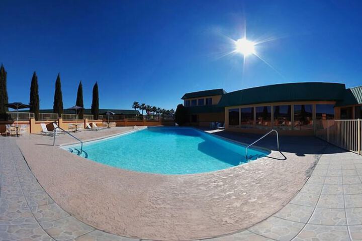 Pool 5 of 28