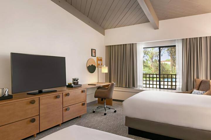Hilton Scottsdale Resort & Villas