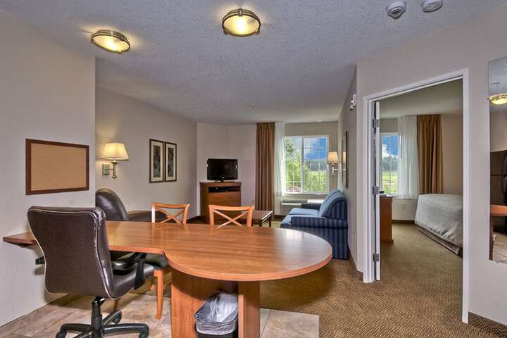 Room 13 of 27