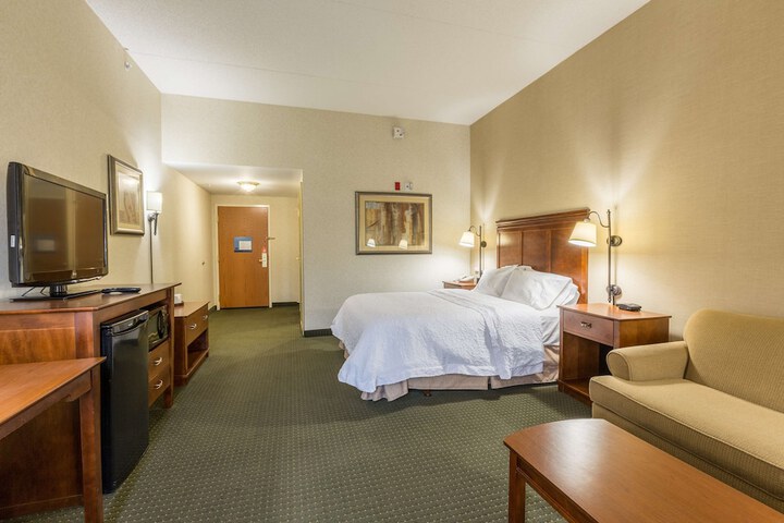 Room 8 of 31