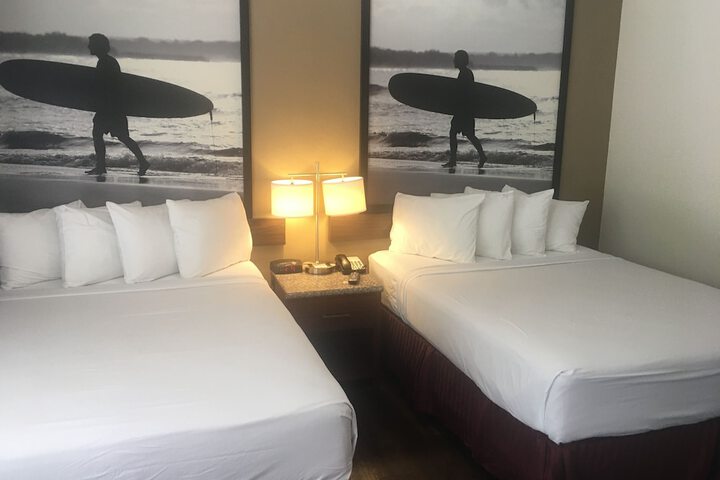 Room 33 of 91